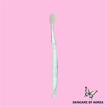 MEDICARE Зубная щетка с наночастицами серебра средняя жесткость 1 шт 00668